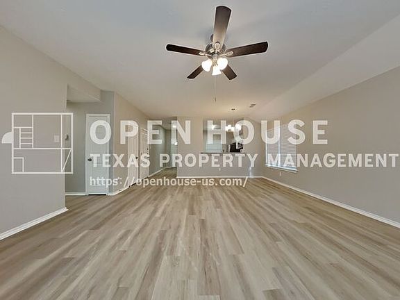 4th image of 26925 Carriage Manor Ln