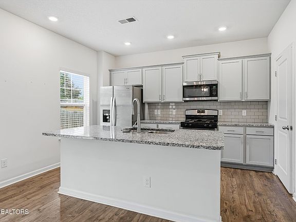 2nd image of 557 Smoky Valley Ln
