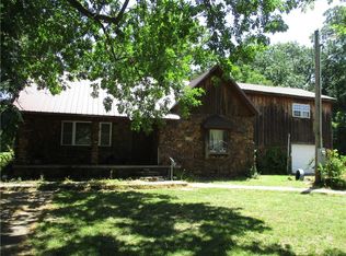 197 SW 92nd Ter, Columbus, KS 66725