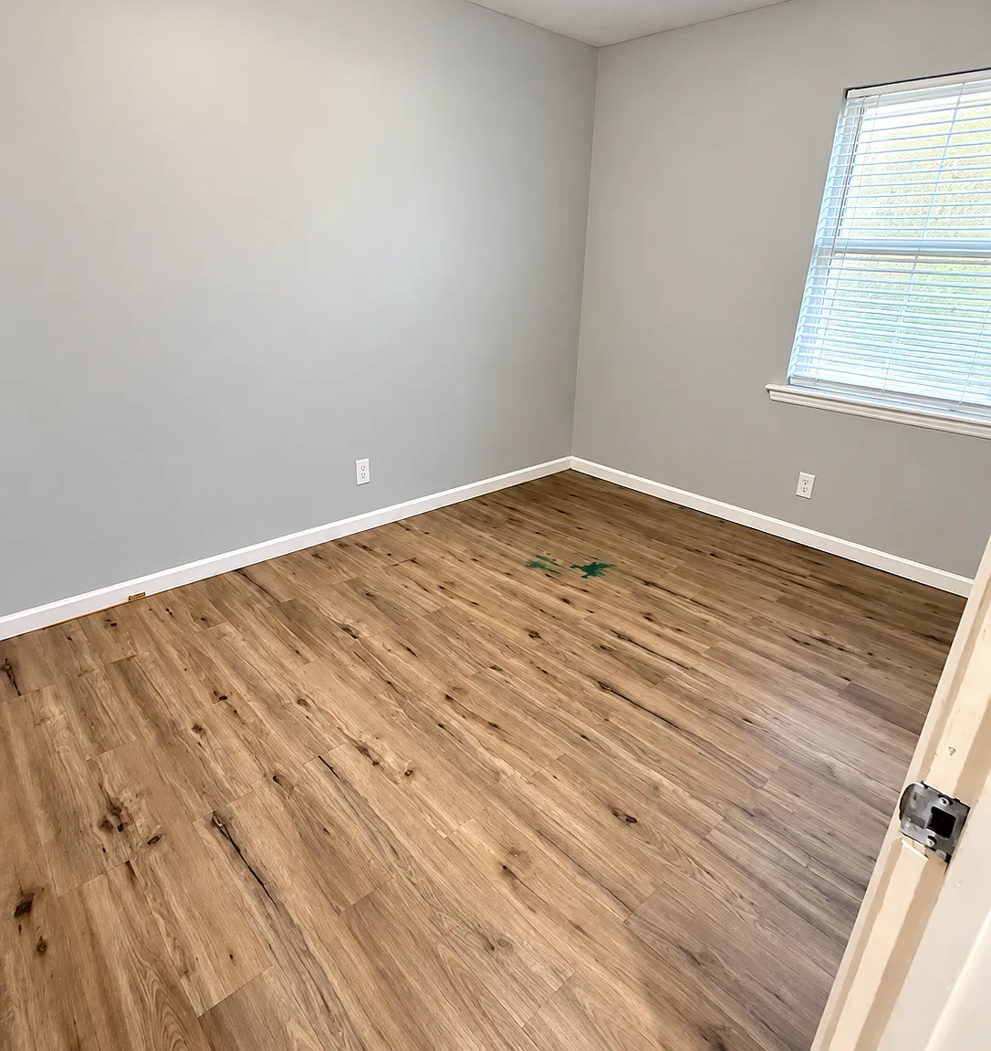 655 Sumner Place - 1 — Photo 4