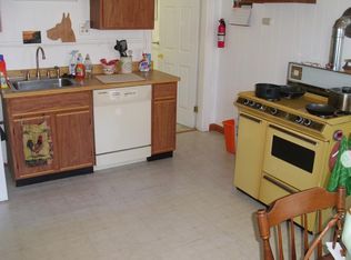 1 Clarendon St #2, Worcester, MA 01604