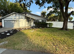1450 Oak Nob Way, Sacramento, CA 95833