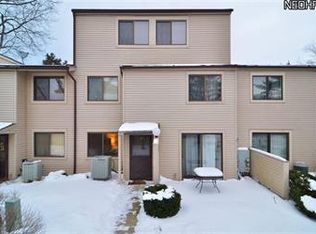 1400 Cedarwood Dr #20-B, Westlake, OH