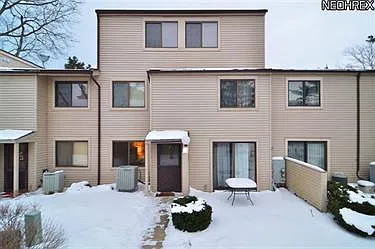 1400 Cedarwood Dr #20-B photo 1