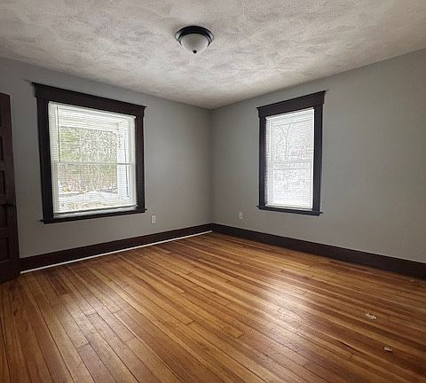 5th image of 187 High St