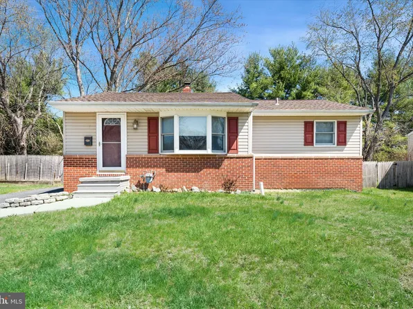 7 Stevens Ave, New Castle, DE 19720