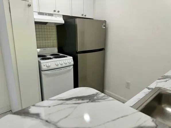 10764 N Kendall Dr, Miami, FL