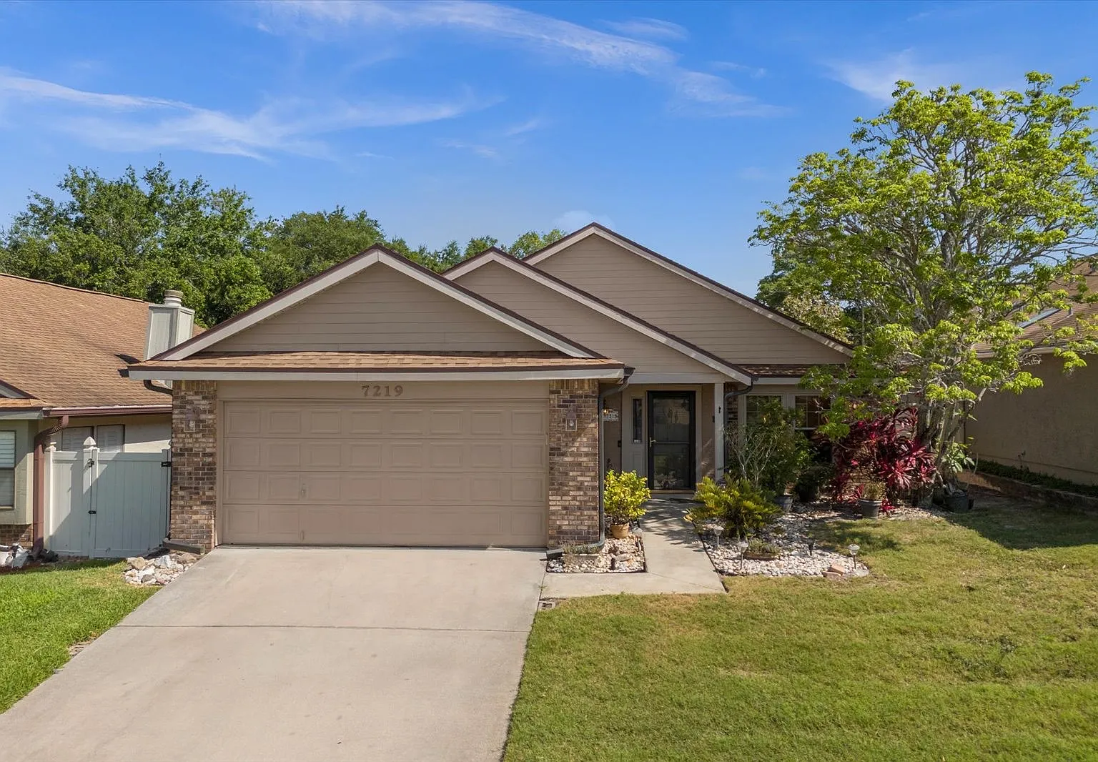 3 bed, 1632 sqft, $2,999 — Photo 1