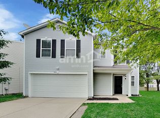 1917 Blue Pine Ln, Indianapolis, IN 46231