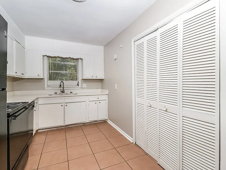 5141 Hillside Dr — Photo 9