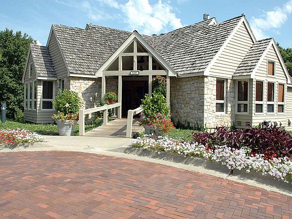 The Retreat at Walnut Creek Apartments