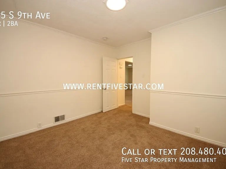 515 S 9th Ave — Photo 16