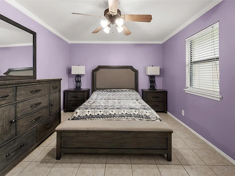 135 Navajo Cir — Photo 17
