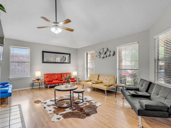 1413 Clover Dr