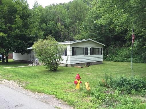 2nd image of 2890 Main St
