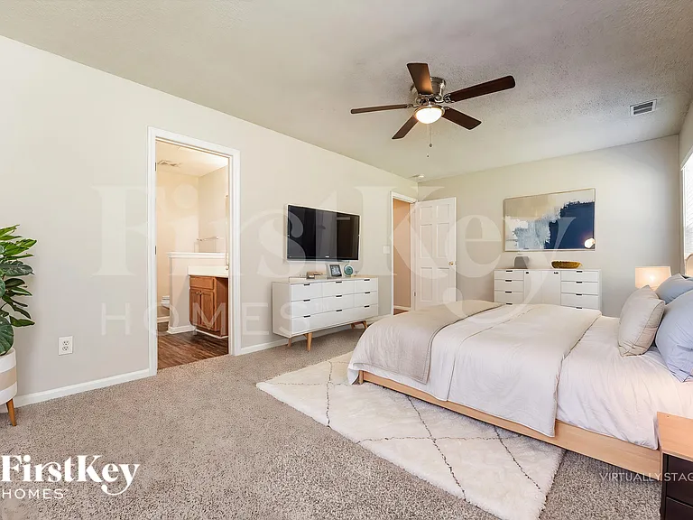 7983 Long Shadow Ln — Photo 10