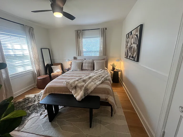 427 N Battin Ave — Photo 55