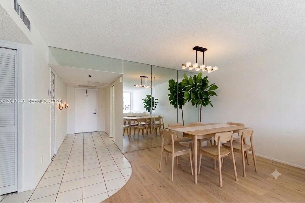 605 Oaks Dr APT 607, photo 6