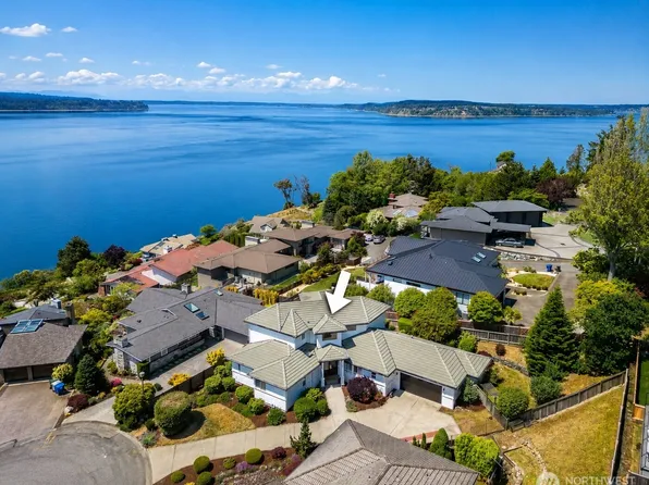 41 Leschi Drive, Steilacoom, WA 98388