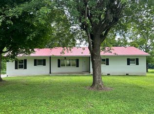 403 Fredonia Rd, Crossville, TN 38571