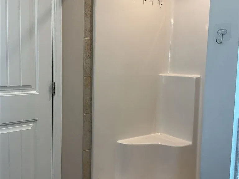 1282 Golf Course Rd — Photo 23