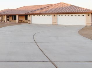 10345 Sunny Vista Rd, Phelan, CA 92371