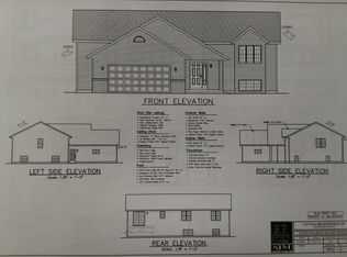 2206 Meadowood Dr, Kronenwetter, WI 54455