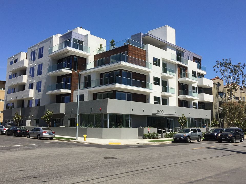 2nd image of 1900 Sawtelle Blvd #409