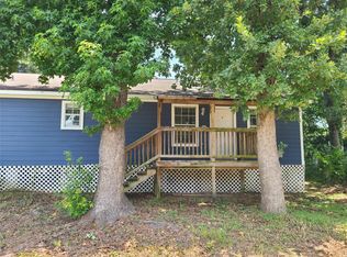 801 Queenswood #C, Montgomery, TX 77316