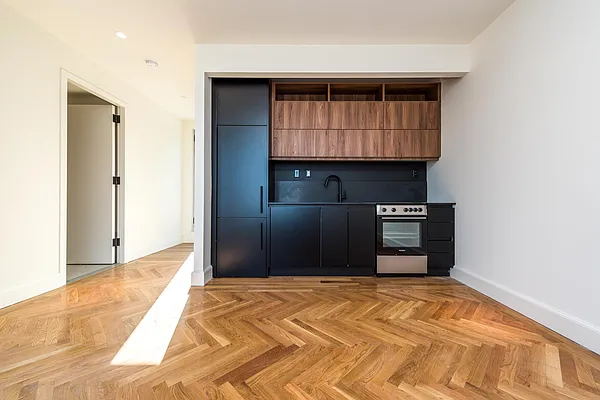 Rented by Nooklyn NYC LLC | media 54