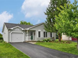 106 Dunadry Ln, Hamilton, ON