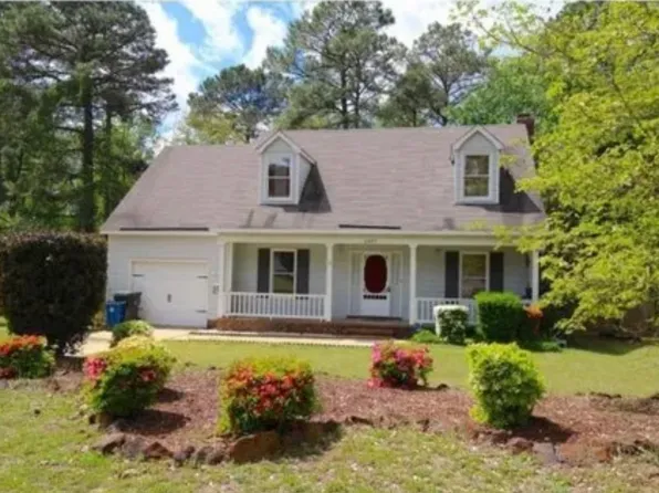 6337 Lakehaven Dr, Fayetteville, NC 28304