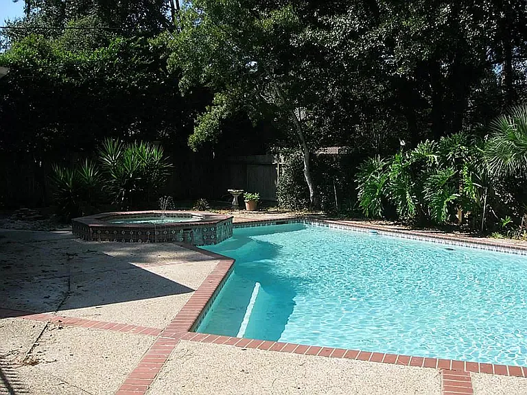 17619 Champion Forest Dr — Photo 22