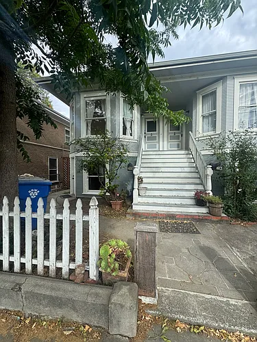 411 Brown St Photo 1