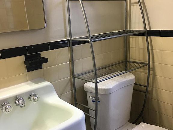 4th image of 4522 Avondale St APT 5
