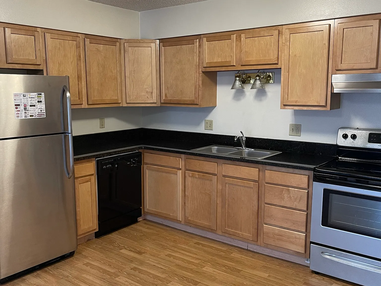 2 bed, $1,588 — Photo 2