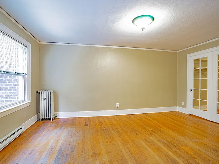 Swansonia Apartments — Photo 23