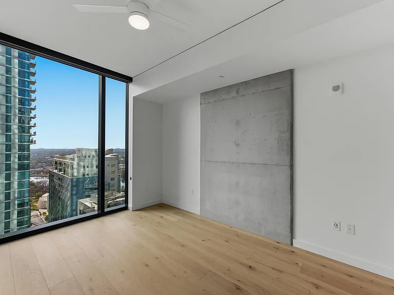 610 Davis St #2204 — Photo 12