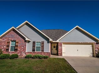 625 Lexington Dr, Florence, MS 39073