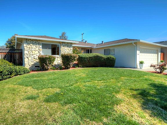 5th image of 1246 Adams Dr