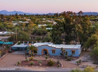 945 W San Martin Dr, Tucson, AZ 85704