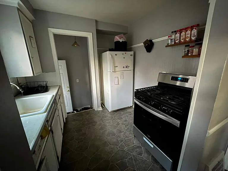4197 Westpoint St — Photo 7