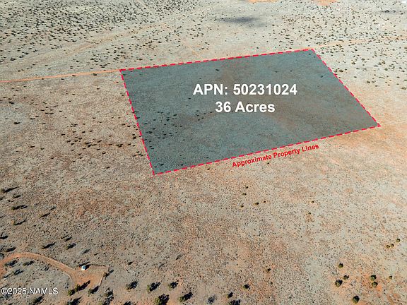 4th image of 1462 Red Butte Rd