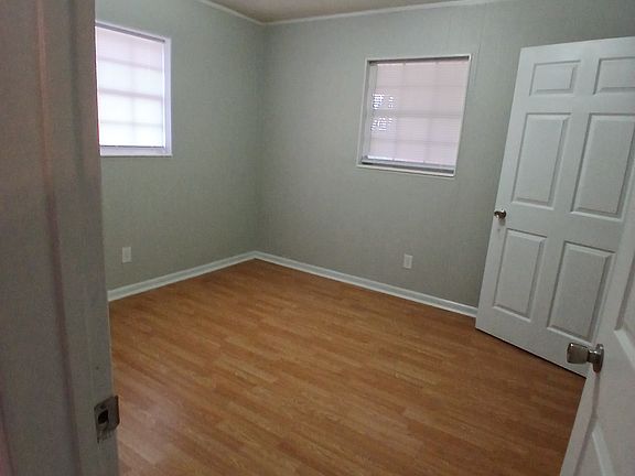 4th image of 2812 Henderson Ave NW APT C