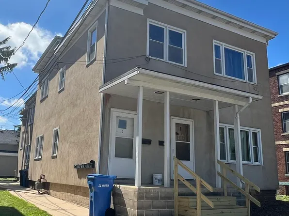 210 N Locust Ave, New Hampton, IA 50659