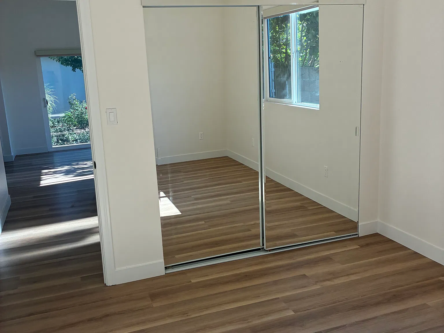 2 bed, 770 sqft, $2,950 — Photo 2
