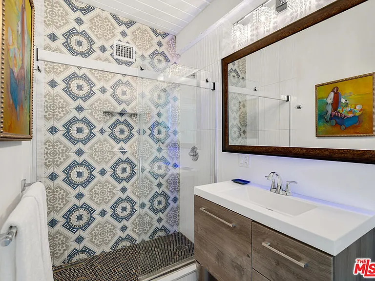 1818 N Berne Dr — Photo 30