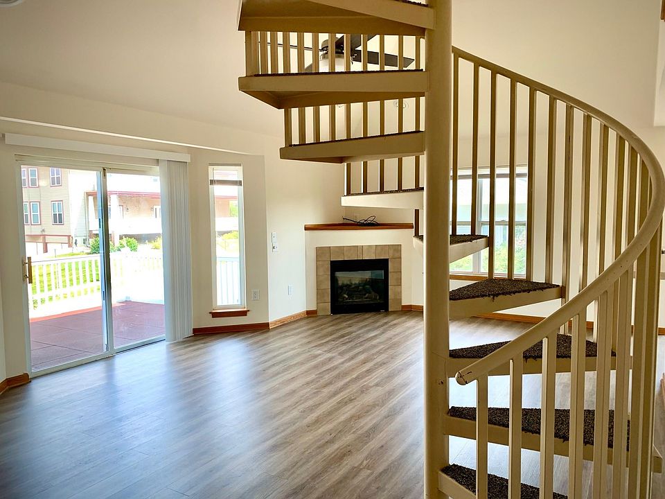 1st image of 8217 Mansion Hill Ave #13934737