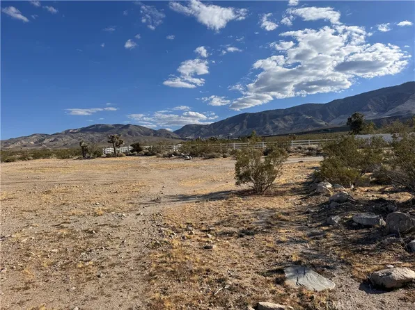 2 Richard St, Lucerne Valley, CA 92356