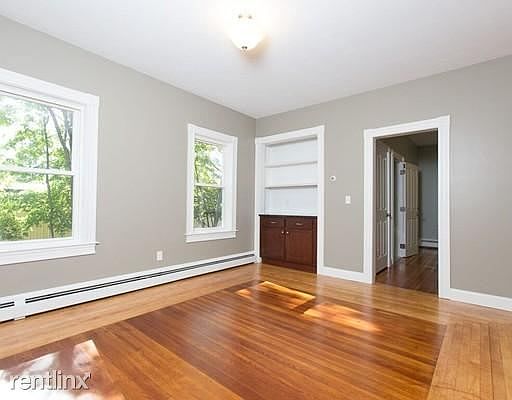 4th image of 52 South St